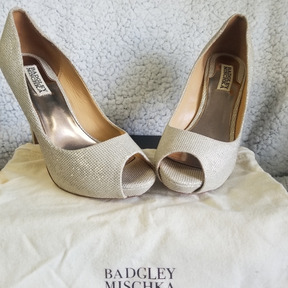 Badgley Mischka Drama Heels - Picture 1 of 8